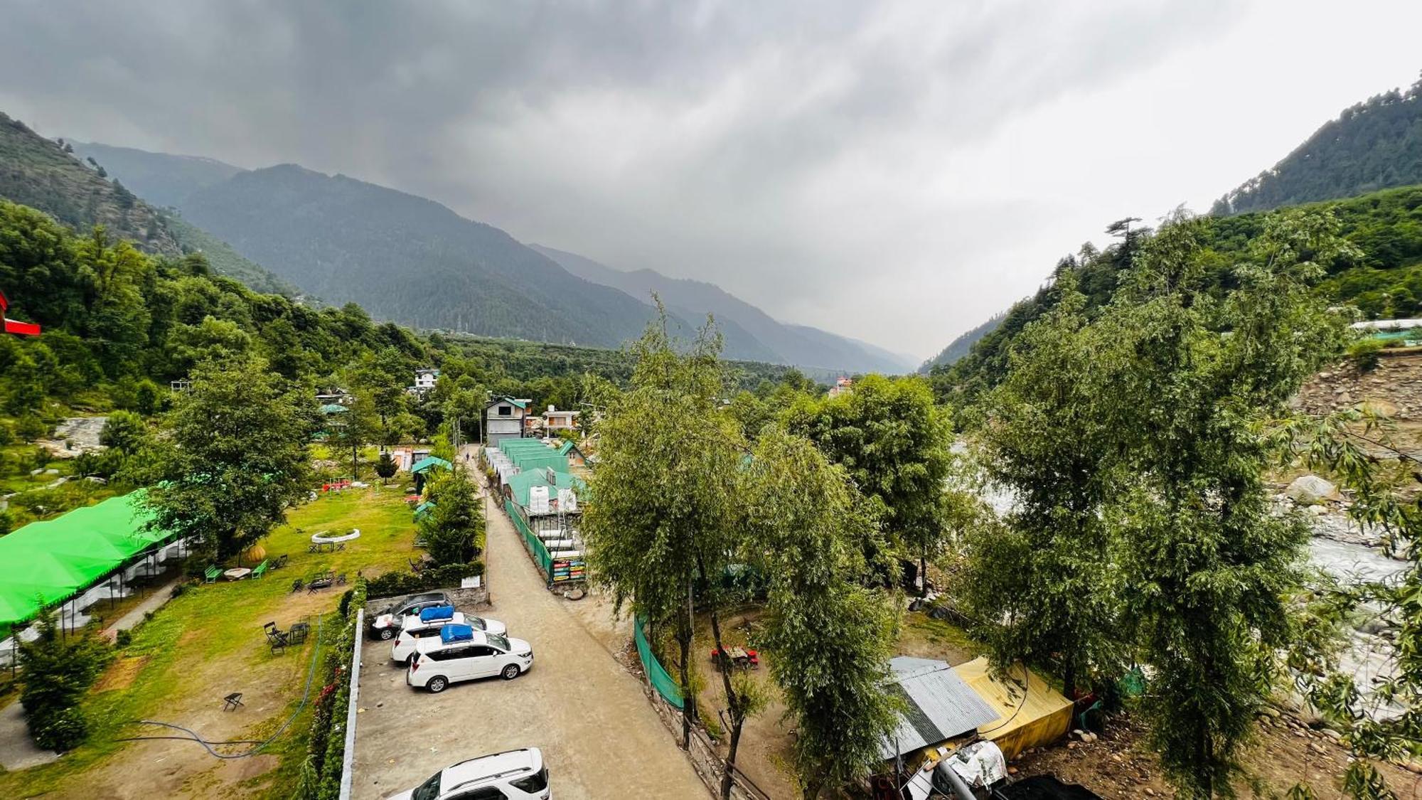 Himalayan Riverside Swiss Cottage Tents, Manali Ngoại thất bức ảnh
