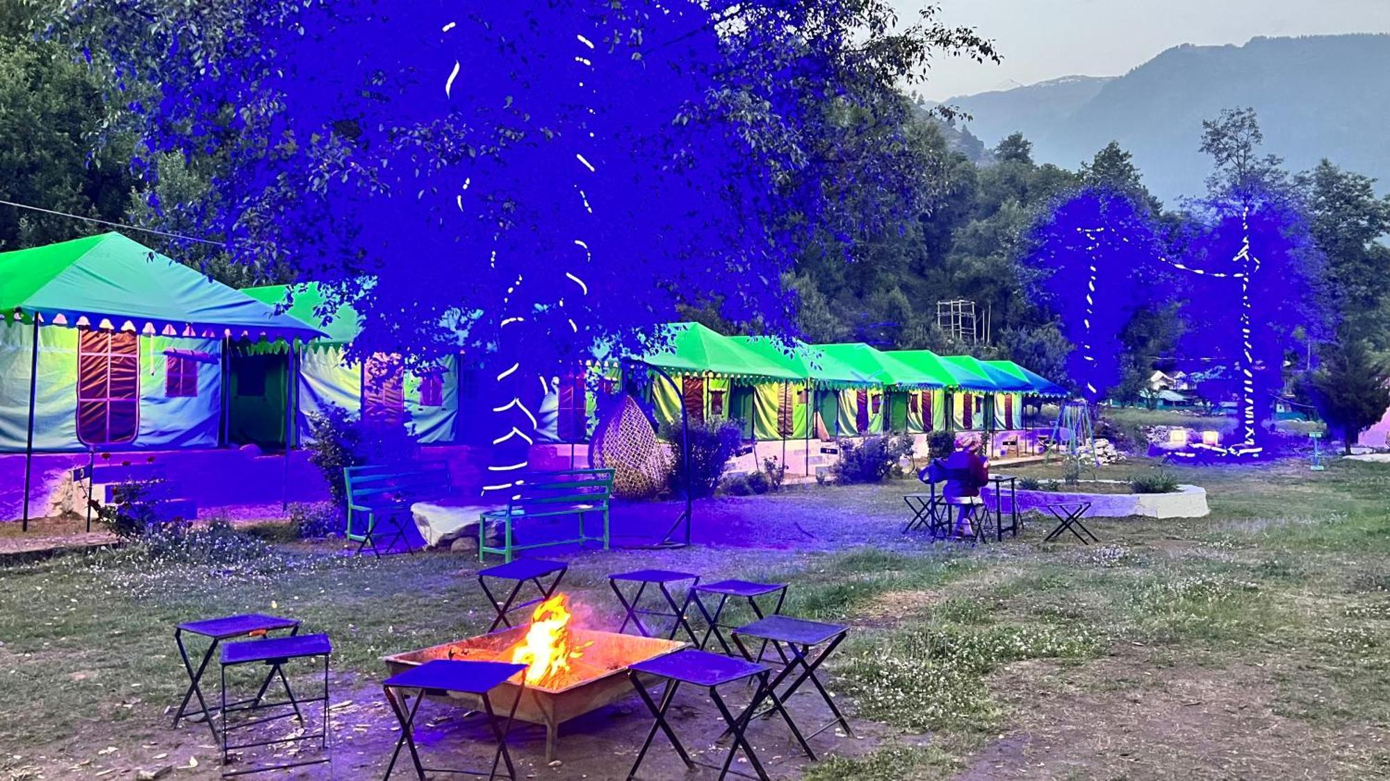 Himalayan Riverside Swiss Cottage Tents, Manali Ngoại thất bức ảnh