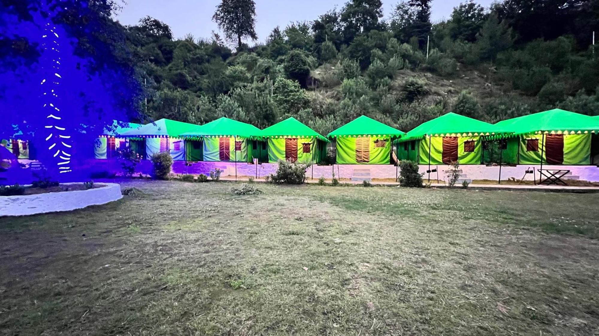Himalayan Riverside Swiss Cottage Tents, Manali Ngoại thất bức ảnh