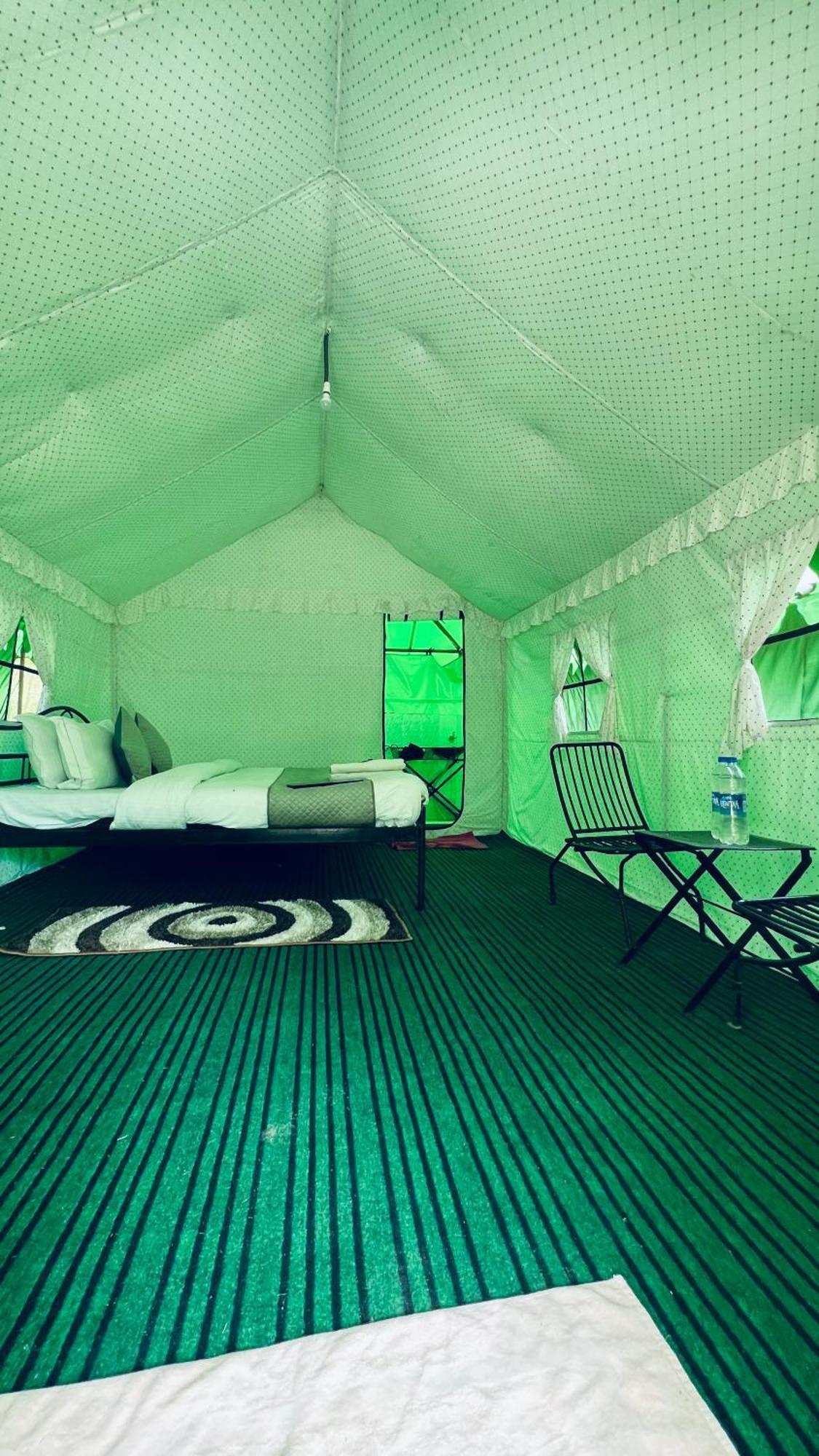 Himalayan Riverside Swiss Cottage Tents, Manali Ngoại thất bức ảnh