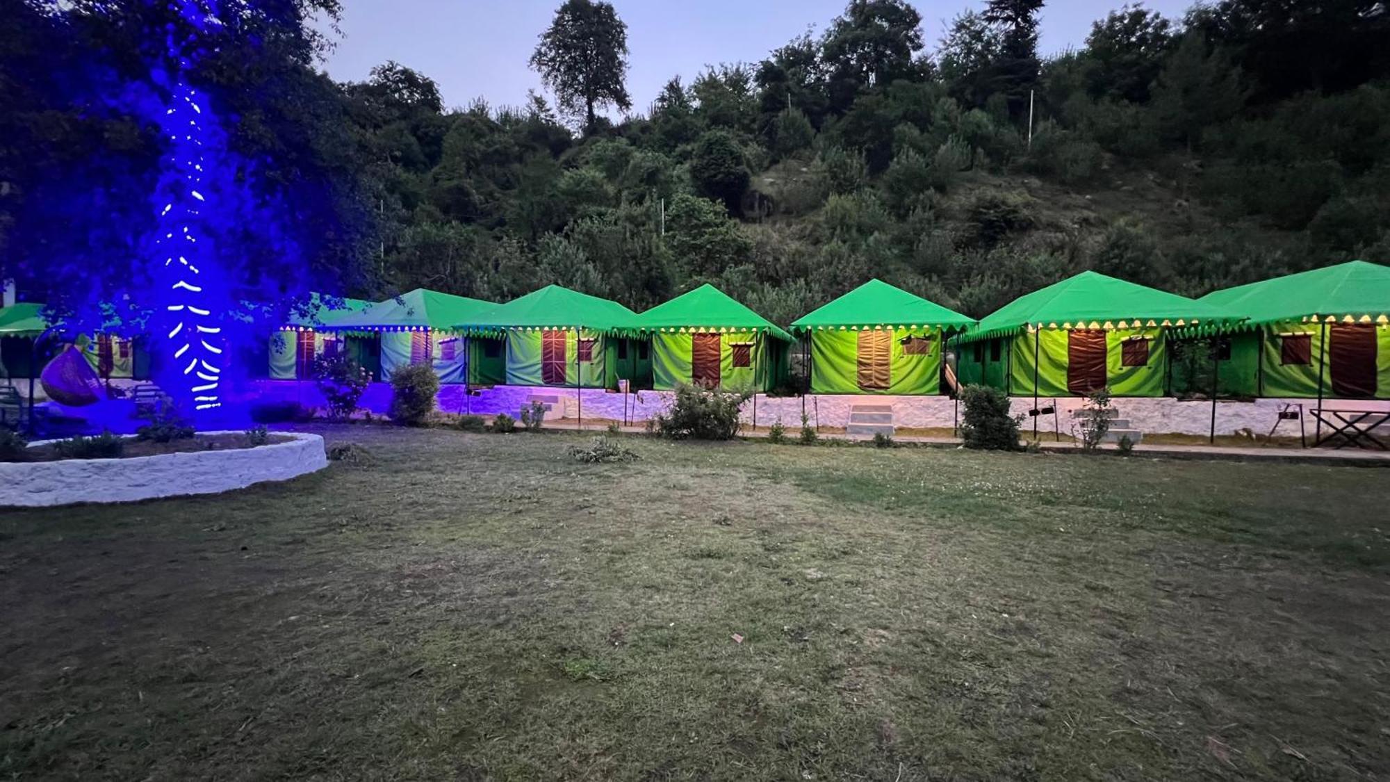 Himalayan Riverside Swiss Cottage Tents, Manali Ngoại thất bức ảnh